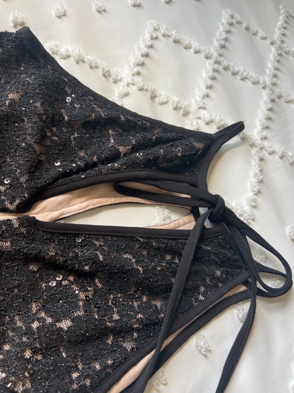 NW Nightway Lace, Sequins Cocktail Dress in Black and Nude SIZE 8 - Picture 7 of 16